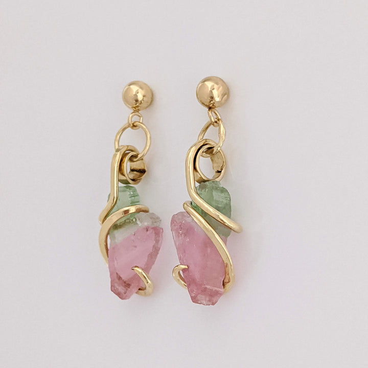 14K BI-COLORED TOURMALINE FREE FORM DANGLE ESTATE EARRINGS 2.8 GRAMS