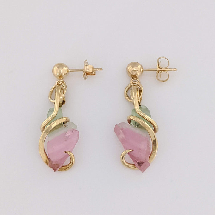 14K BI-COLORED TOURMALINE FREE FORM DANGLE ESTATE EARRINGS 2.8 GRAMS