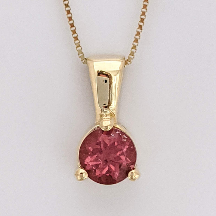 14K PINK TOURMALINE ROUND 5MM ESTATE PENDANT & CHAIN 2.2 GRAMS