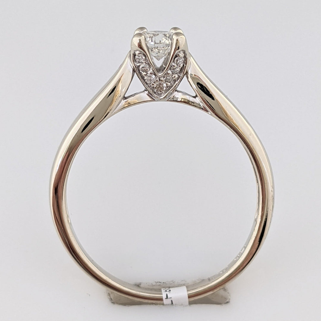 14K WHITE .23 CARAT TOTAL I1 H DIAMOND ROUND WITH MELEE IN GALLERY ESTATE RING 2.5 GRAMS