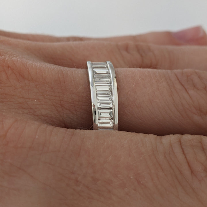 14K WHITE .96 CARAT TOTAL WEIGHT VS1 F DIAMOND BAGUETTE (16) CHANNEL SET ESTATE BAND 3.7 GRAMS
