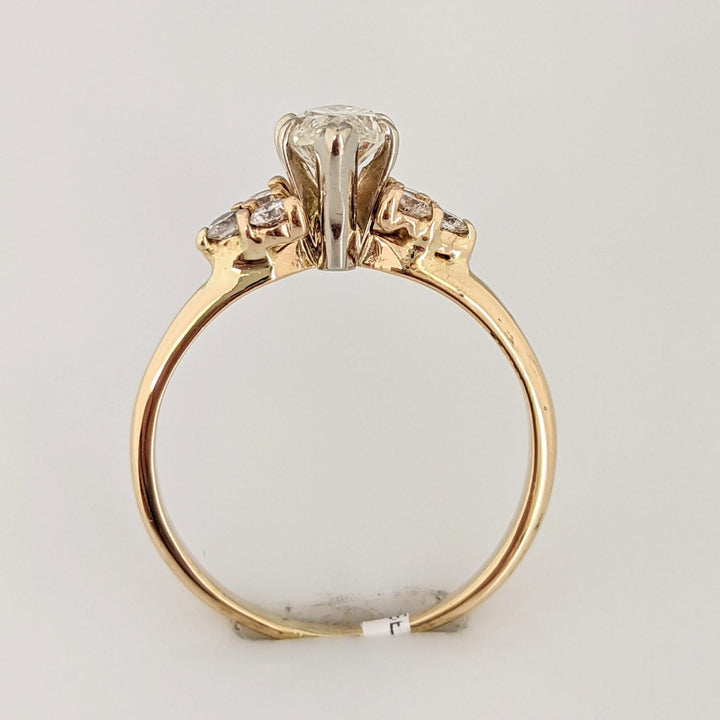 14K 1.36 CARAT TOTAL WEIGHT I1 K DIAMOND MARQUISE WITH (6) ROUND MELEE ESTATE RING 3.0 GRAMS