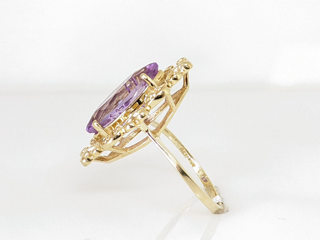 10K AMETHYST MARQUISE 7X15 WITH SWIRL BOARDER ESTATE RING 3.1 GRAMS