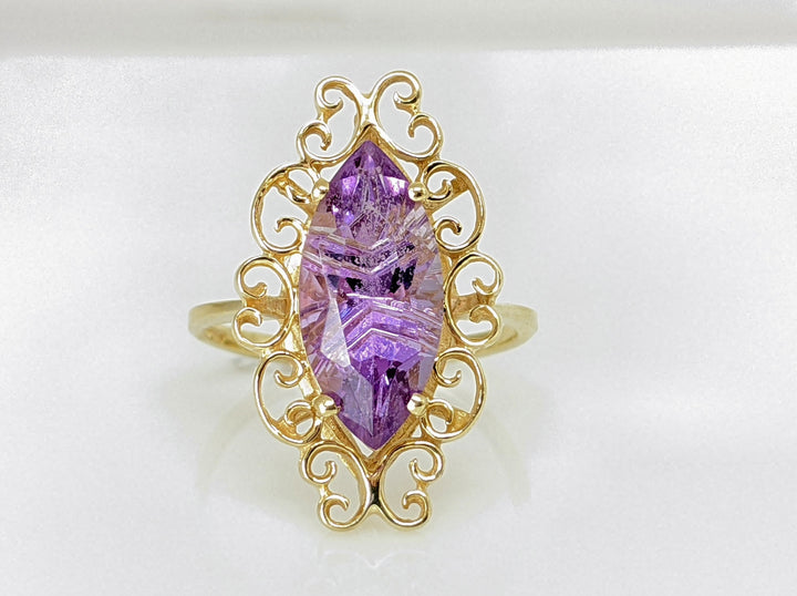 10K AMETHYST MARQUISE 7X15 WITH SWIRL BOARDER ESTATE RING 3.1 GRAMS