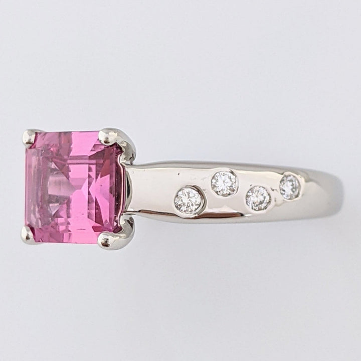 PLATINUM PINK SAPPHIRE PRINCESS CUT 1.41 CARAT TOTAL WITH .12 DIAMOND TOTAL WEIGHT FLUSH SET ESTATE RING 6.0 GRAMS