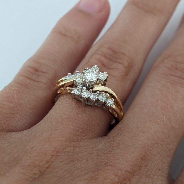 14K .50 CARAT TOTAL WEIGHT I1 H DIAMOND ROUND (13) BYPASS ESTATE RING 3.9 GRAMS