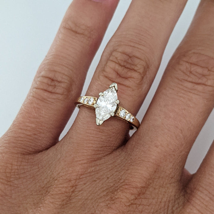 14K 1.02 CARAT TOTAL WEIGHT I1 H DIAMOND MARQUISE WITH (6) ROUND ESTATE RING 2.7 GRAMS