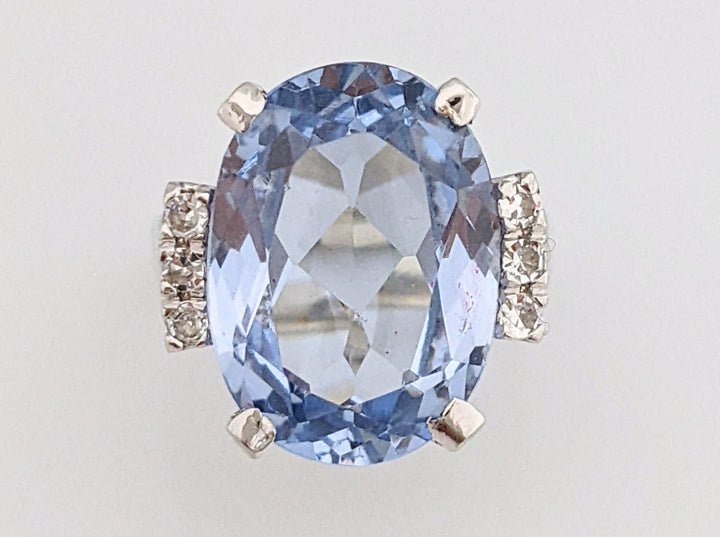14KW BLUE TOPAZ OVAL 12.5X18 WITH 6 DIAMOND ROUNDS ESTATE RING 10.7 GRAMS