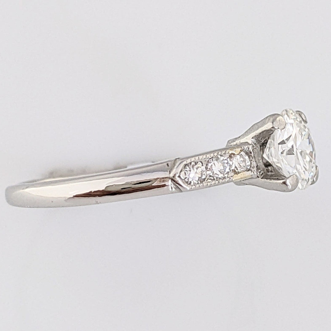 PLATINUM .75 CARAT TOTAL WEIGHT SI1 G DIAMOND ROUND (7) ESTATE RING 2.9 GRAMS