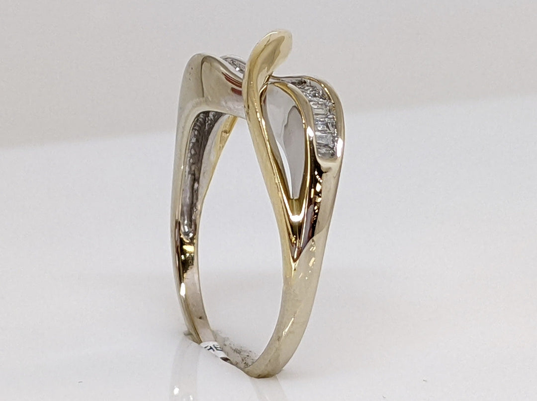 14K TWO TONE .34CTW I1 G DIAMOND BAGUETTE (17) CHANNEL ESTATE RING 3.4 GRAMS