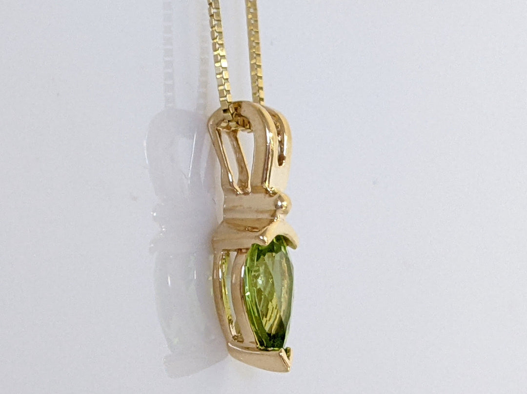 14K PERIDOT PEAR 6X9 WITH 2 DIAMONDS ESTATE PENDANT AND CHAIN 3.4 GRAMS