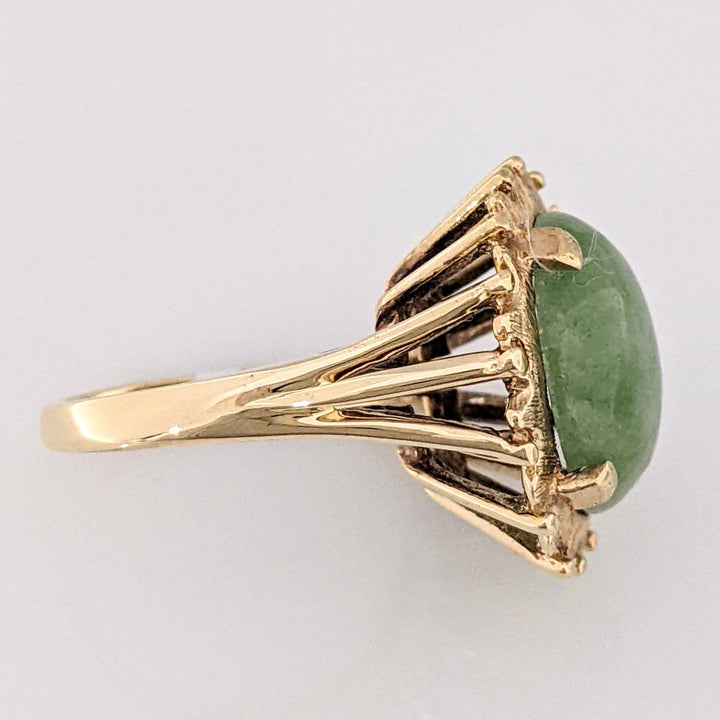 10K JADE OVAL 12X14 CABOCHON WITH GOLD TRIM ESTATE RING 6.5 GRAMS
