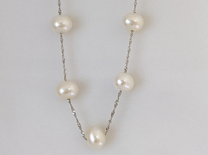 14K WHITE FRESH WATER PEARL ROUND (21) ESTATE NECKLACE 7.0 GRAMS