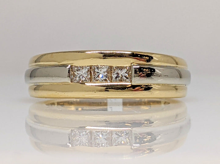 14K TWO TONE .30 CARAT TOTAL WEIGHT SI2 G DIAMOND PRINCESS CUT (3) ESTATE CHANNEL BAND