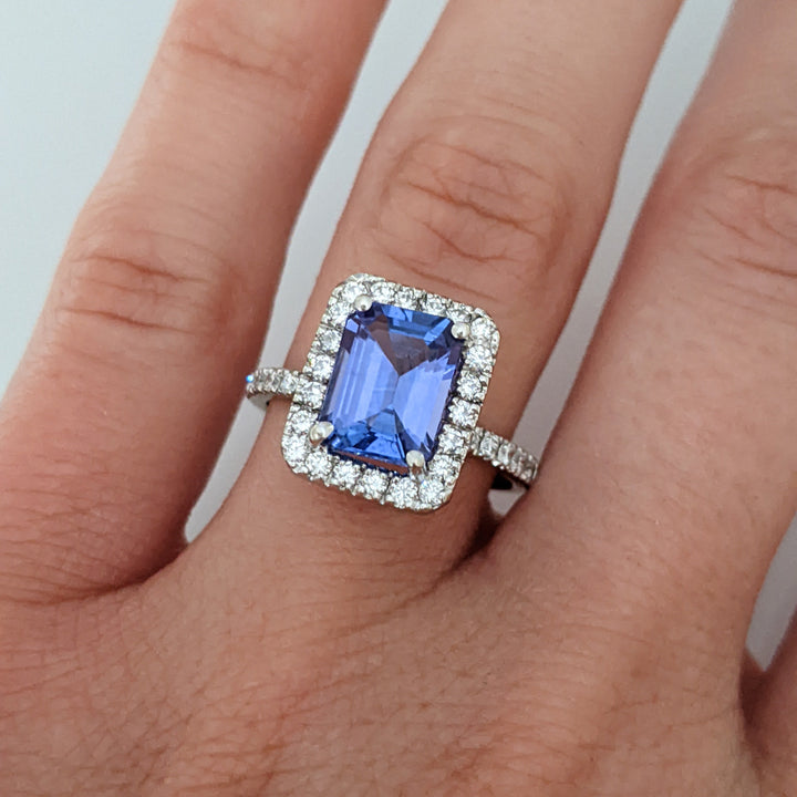 14K WHITE TANZANITE "A" EMERALD CUT 6.5X8.6 WITH .48 DIAMOND TOTAL WEIGHT HALO ESTATE RING 3.3 GRAMS