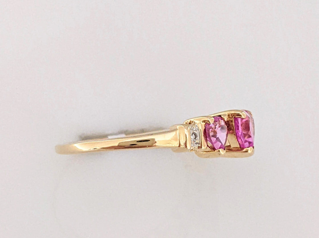 10K SYNTHETIC PINK SAPPHIRE HEART (3) WITH (2) DIAMOND ESTATE RING 1.6 GRAMS