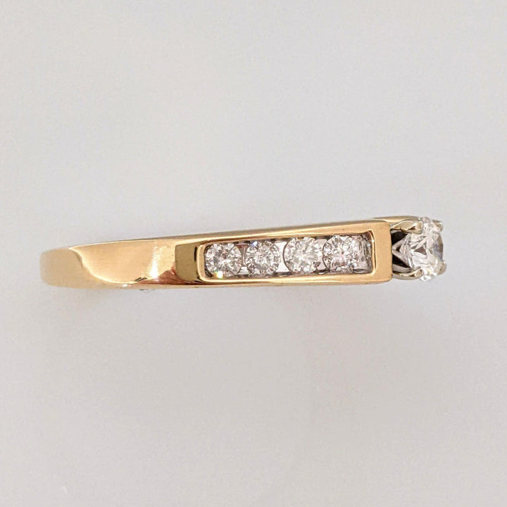 14K .63 CARAT TOTAL WEIGHT SI2 G DIAMOND ROUND (9) ESTATE RING 4.0 GRAMS