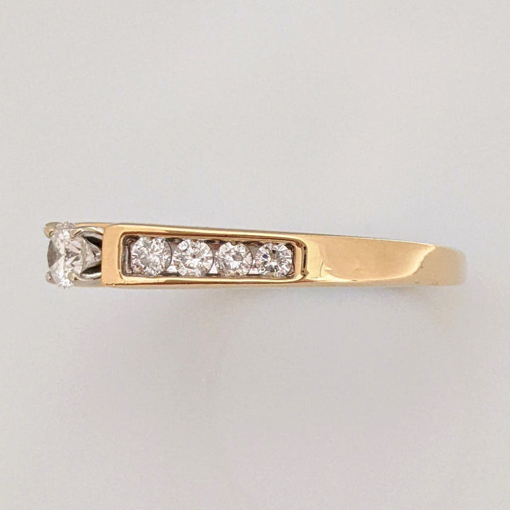 14K .63 CARAT TOTAL WEIGHT SI2 G DIAMOND ROUND (9) ESTATE RING 4.0 GRAMS