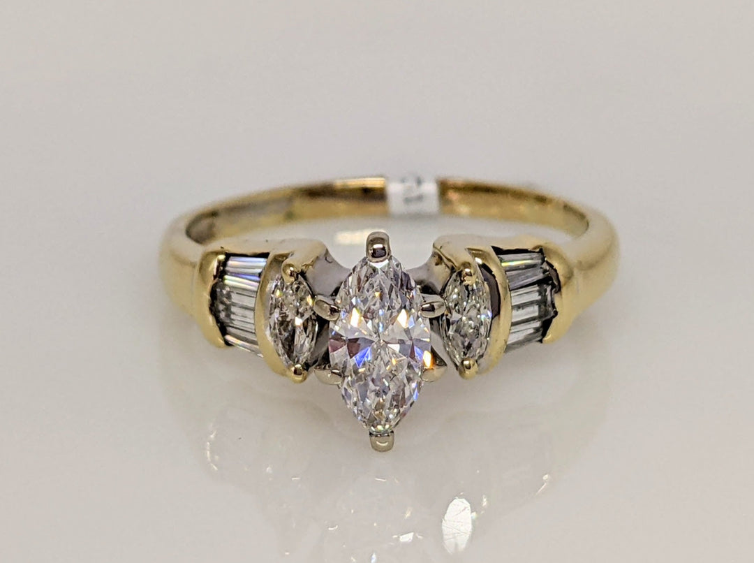 14K 1.03 CARAT TOTAL WEIGHT SI2 H DIAMOND MARQUISE (3) BAGUETTES (6) ESTATE RING 3.3 GRAMS