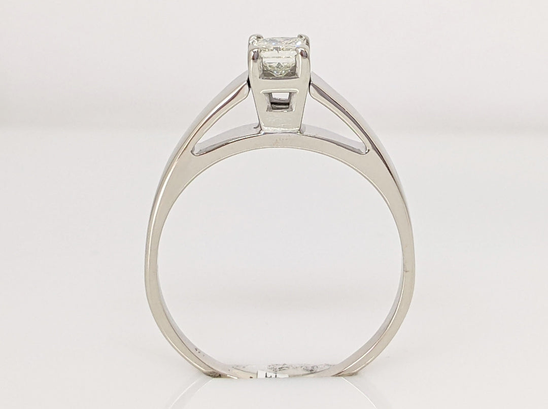 14K WHITE .33 CARAT TOTAL SI2 H DIAMOND PRINCESS CUT ESTATE RING 3.0 GRAMS