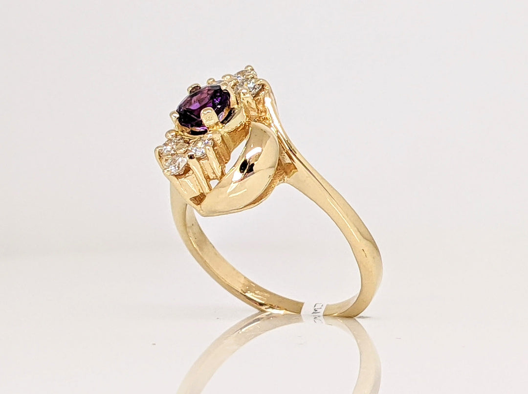 14K AMETHYST ROUND 5MM WITH .30 DIAMOND TOTAL WEIGHT ESTATE RING 4.2 GRAMS