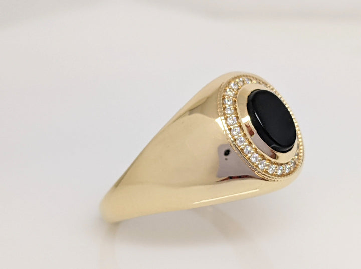 14K ONYX OVAL 6X8 WITH .14DTW (28) ESTATE RING 6.4 GRAMS