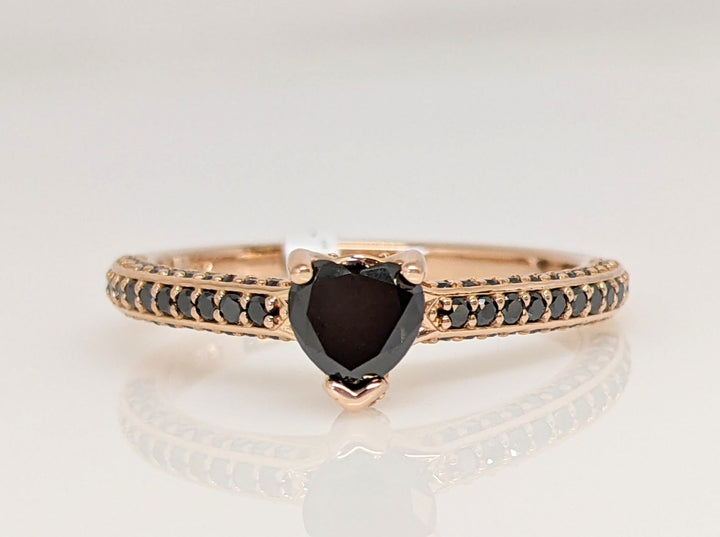 14K ROSE GOLD .50CTW DIAMOND HEART BLACK WITH BLACK MELEE ESTATE RING 3.0 GRAMS