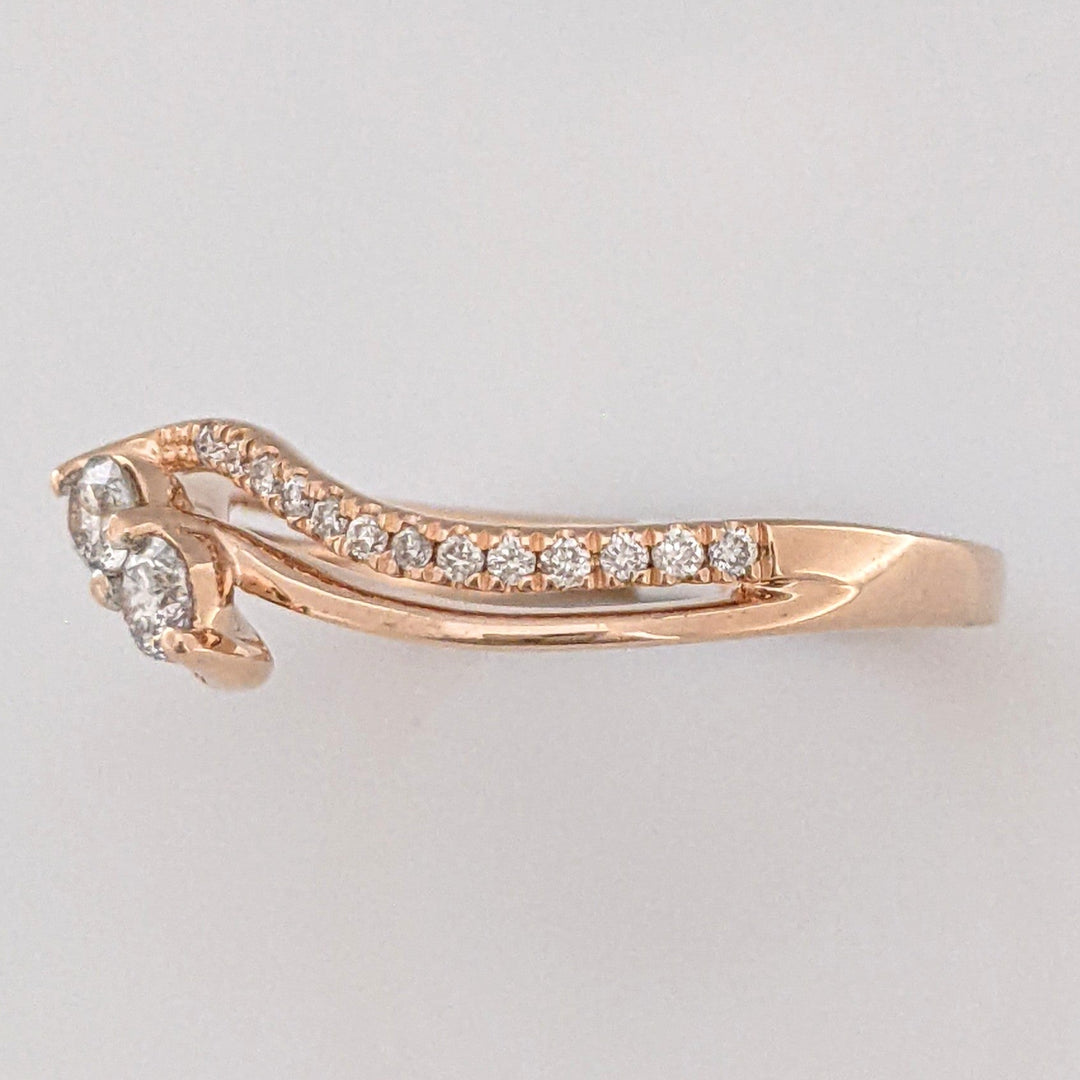 10K ROSE .36 CARAT TOTAL WEIGHT I1 H DIAMOND ROUND (28) BYPASS ESTATE RING 2.9 GRAMS