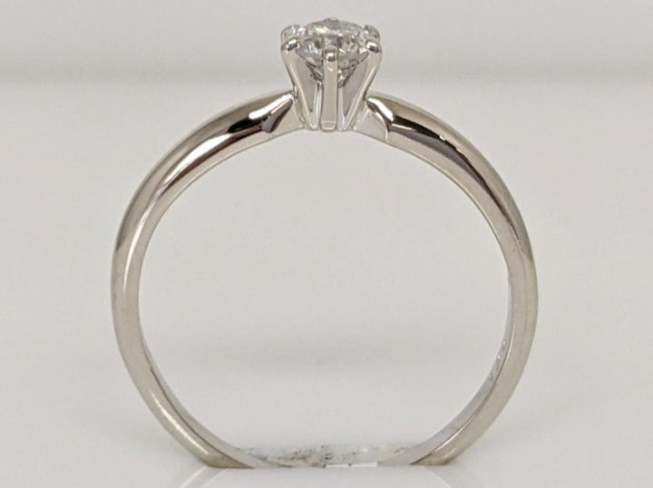 14K WHITE .23 CARAT TOTAL I1 H DIAMOND ROUND ESTATE SOLITAIRE RING 1.6 GRAMS