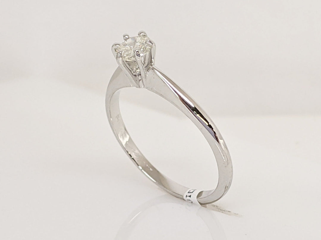 14K WHITE .27 CARAT TOTAL I1 I-J DIAMOND ROUND ESTATE SOLITAIRE RING 2.2 GRAMS