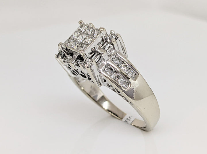 14K WHITE .75 CARAT TOTAL WEIGHT I1 H DIAMOND PRINCESS CUT (9) ROUND (16) BAGUETTE (8) ESTATE RING 5.6 GRAMS