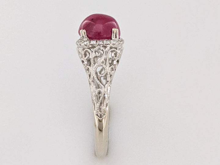 14K WHITE RUBY ROUND CABACHON 7.5MM WITH .12 DIAMOND TOTAL WEIGHT ESTATE RING 2.7 GRAMS