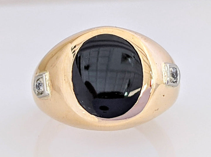 14K ONYX OVAL 9X11 BEZEL WITH (2) DIAMOND ESTATE RING 9.7 GRAMS