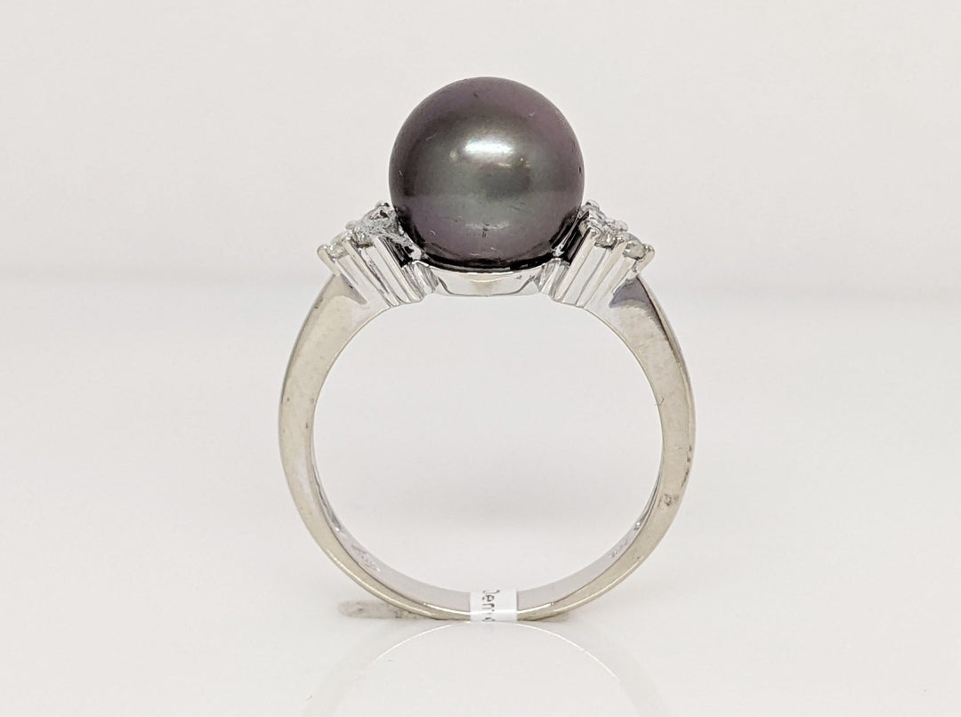 14K WHITE TAHITIAN PEARL ROUND 9.4MM WITH .18DTW (6) ROUND ESTATE RING 3.5 GRAMS