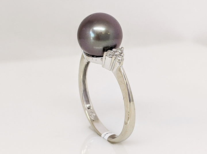 14K WHITE TAHITIAN PEARL ROUND 9.4MM WITH .18DTW (6) ROUND ESTATE RING 3.5 GRAMS