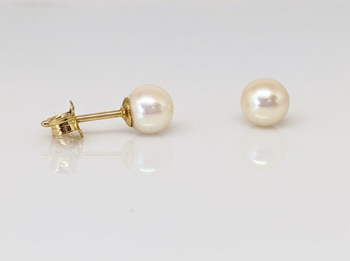 14K PEARL ROUND 6MM ESTATE EARRINGS 1.2 GRAMS