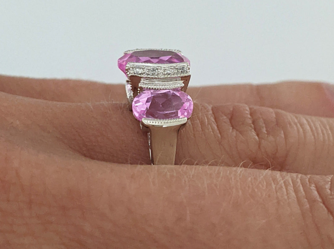 14K WHITE LAB-CREATED PINK SAPPHIRE OVAL (3) WTH .20 DIAMOND TOTAL WEIGHT HALF BEZEL ESTATE RING 4.2 GRAMS