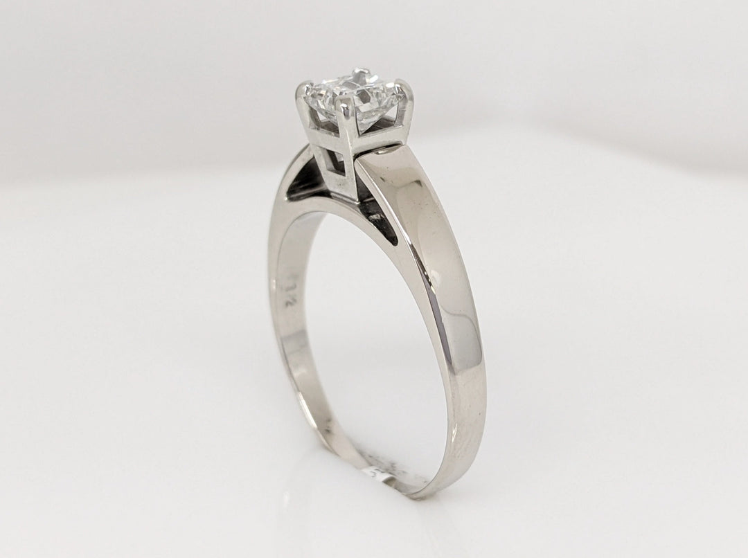 14K WHITE .72 CARAT TOTAL I1 H DIAMOND PRINCESS CUT SOLITAIRE ESTATE RING 3.9 GRAMS