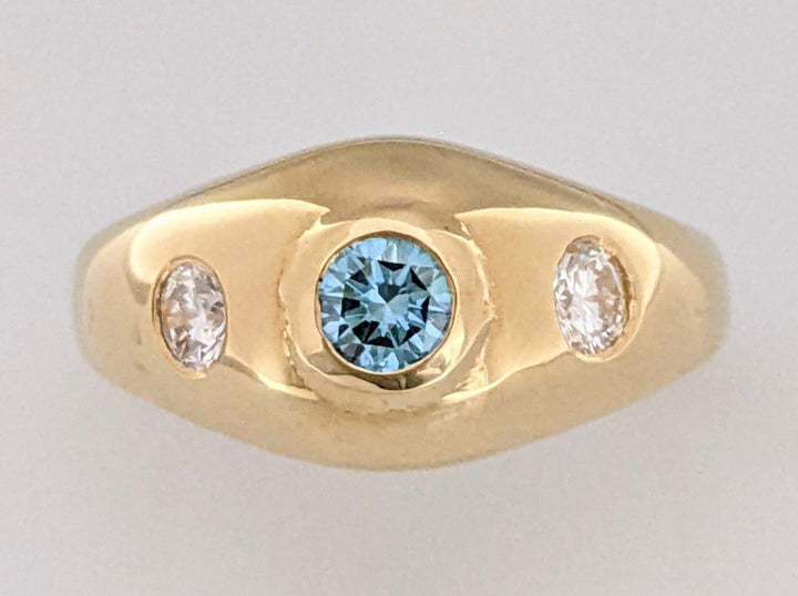 14K .54 CARAT TOTAL WEIGHT BLUE (1) I1 G DIAMOND ROUND (2) FLUSH SET ESTATE BAND 7.0 GRAMS