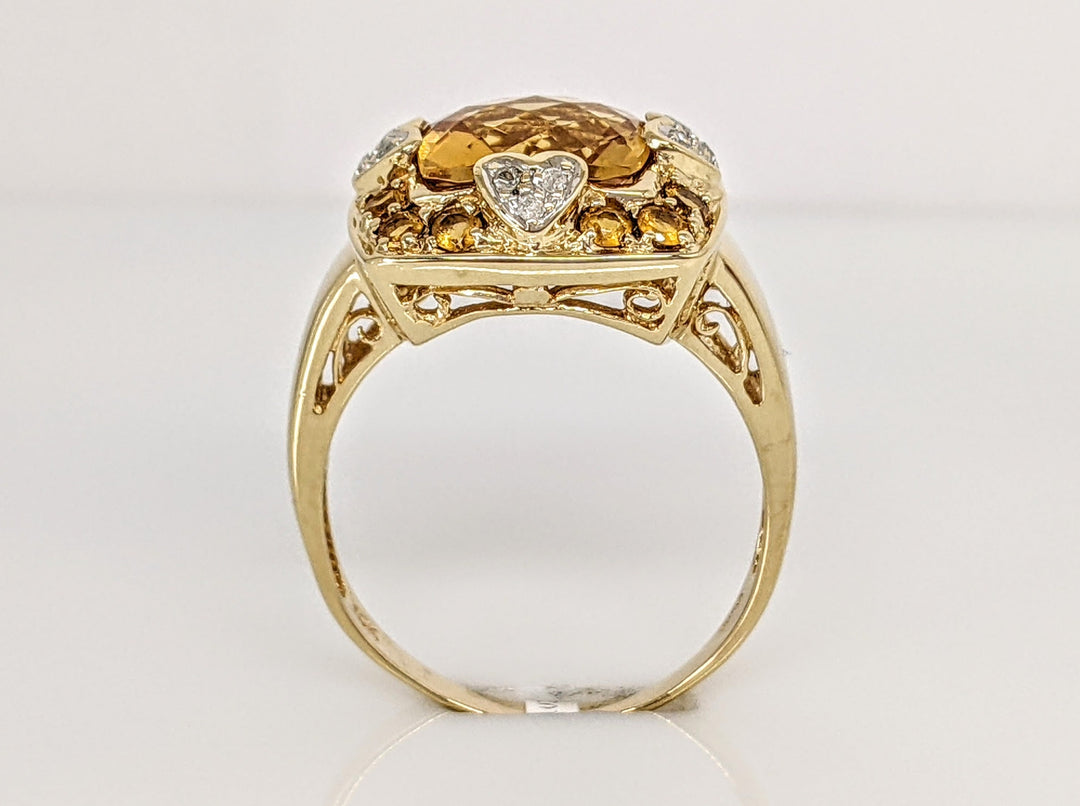 10K CITRINE PRINCESS CUT 10MM WITH (12) 2MM ROUND AND DIAMOND MELEE ESTATE RING 5.6 GRAMS