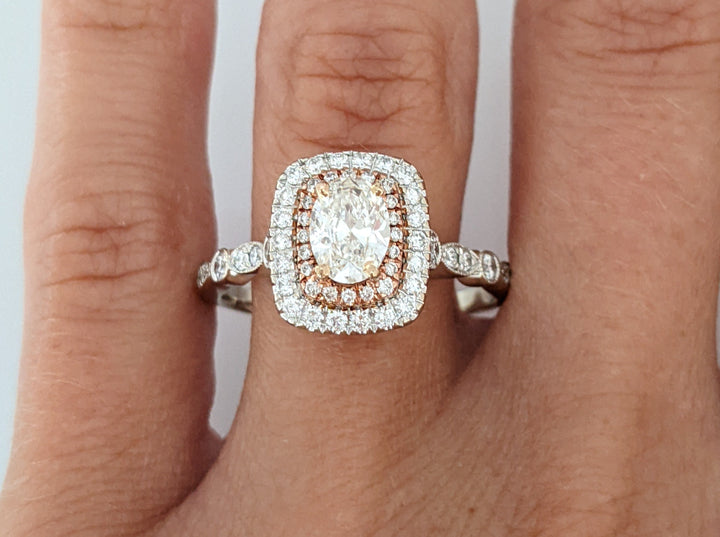 14K TWO-TONE 1.48 CARAT TOTAL WEIGHT SI1-SI2 G-H DIAMOND OVAL WITH (67) ROUND ESTATE RING 5.1 GRAMS