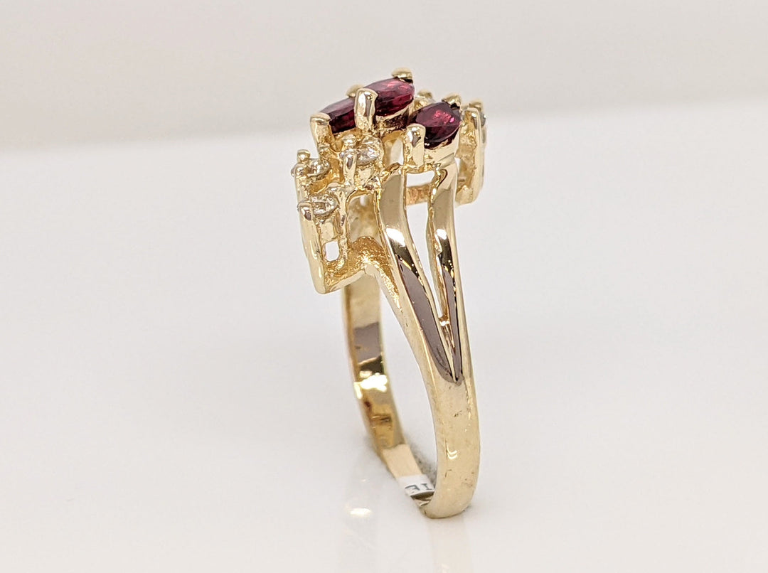 14K RUBY MARQUISE (3) 2.5X4 WITH .12DTW I1 I (6) ROUND ESTATE RING 3.1 GRAMS