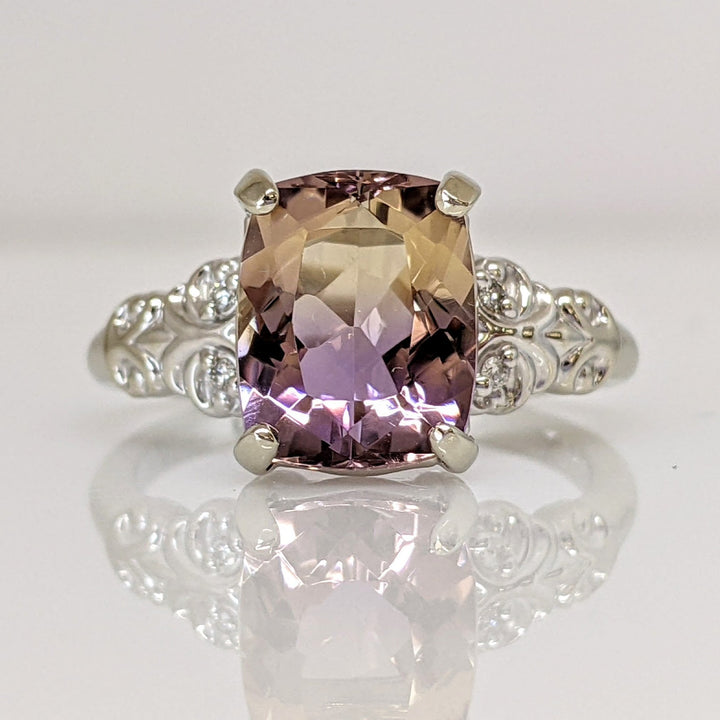 10K AMETRINE CUSHION 8X10 WITH (4) MELEE ESTATE RING 4.1 GRAMS