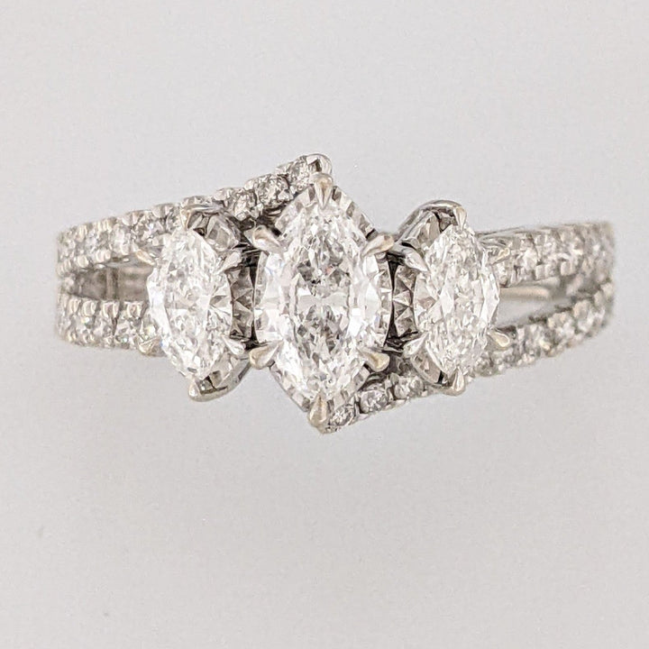 10K WHITE 1.13CTW SI2 H DIAMOND MARQUISE (3) ROUND (44) ESTATE TRINITY 3.2 GRAMS