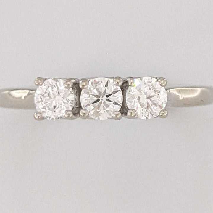 14K WHITE .51 CARAT TOTAL WEIGHT VS1 F DIAMOND ROUND (3) ESTATE RING 2.6 GRAMS