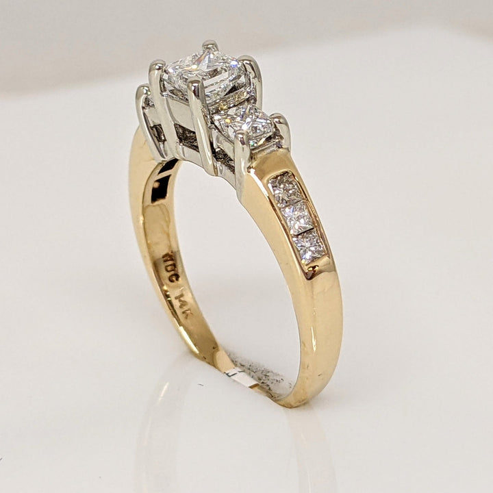 14K 1.01 CARAT TOTAL WEIGHT I1 H DIAMOND PRINCESS CUT (9) ESTATE TRINITY RING 3.0 GRAMS