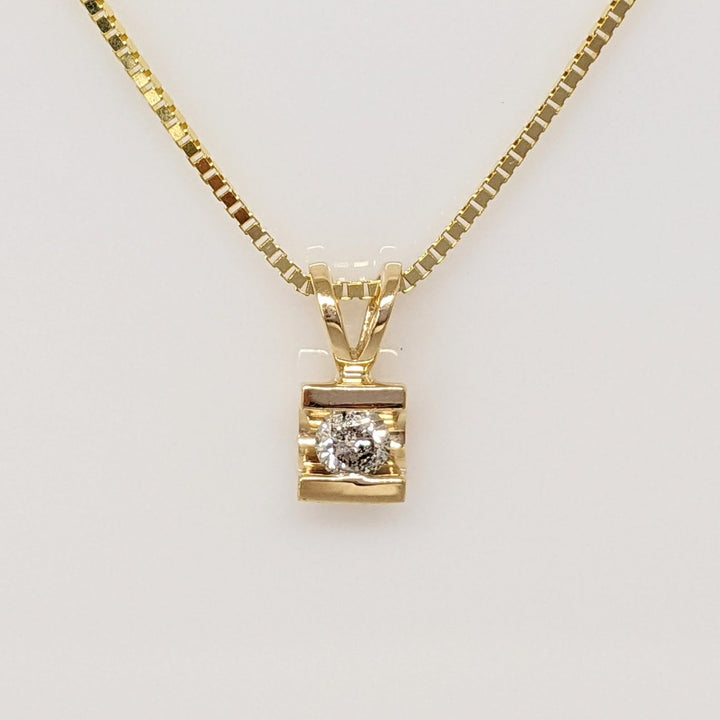 14K .12CT I2 L DIAMOND ROUND BAR SET ESTATE PENDANT & CHAIN 3.3 GRAMS