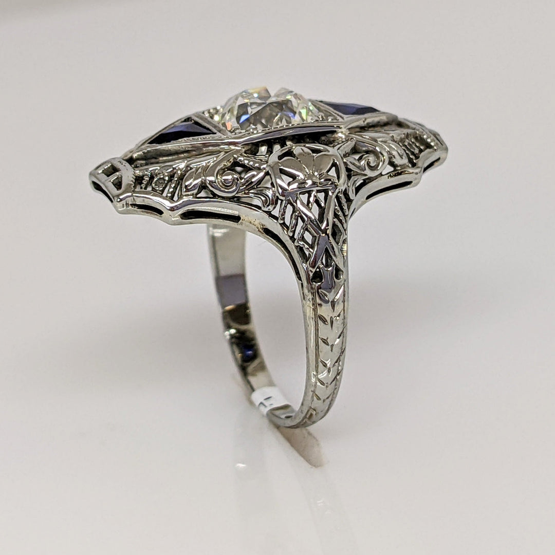 18K WHITE .90 CARAT TOTAL SI2 I DIAMOND ROUND WITH (2) TRILLION SAPPHIRE ESTATE ANTIQUE RING 2.7 GRAMS