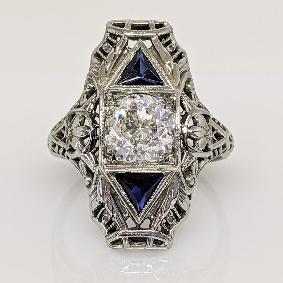 18K WHITE .90 CARAT TOTAL SI2 I DIAMOND ROUND WITH (2) TRILLION SAPPHIRE ESTATE ANTIQUE RING 2.7 GRAMS