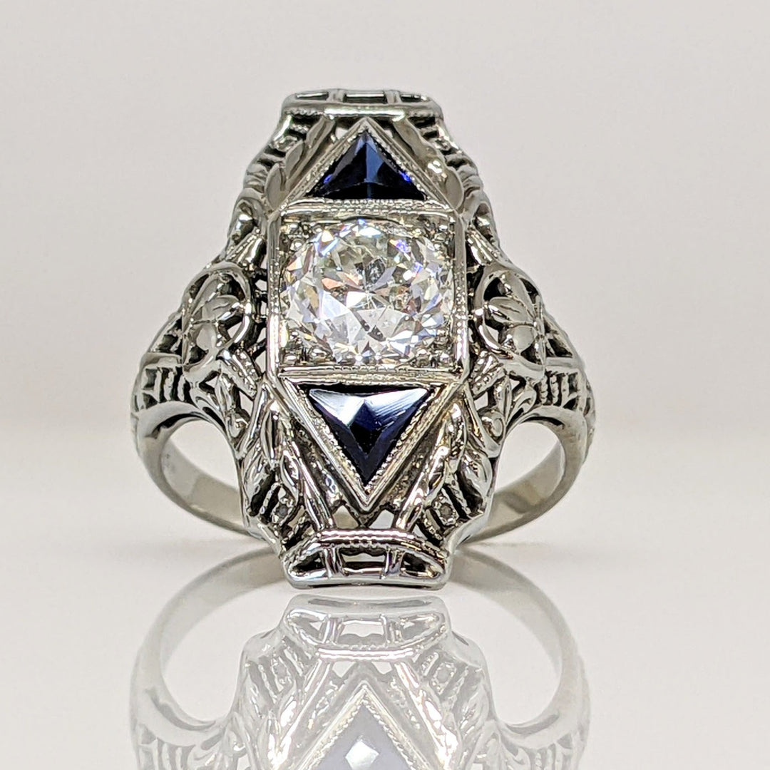 18K WHITE .90 CARAT TOTAL SI2 I DIAMOND ROUND WITH (2) TRILLION SAPPHIRE ESTATE ANTIQUE RING 2.7 GRAMS